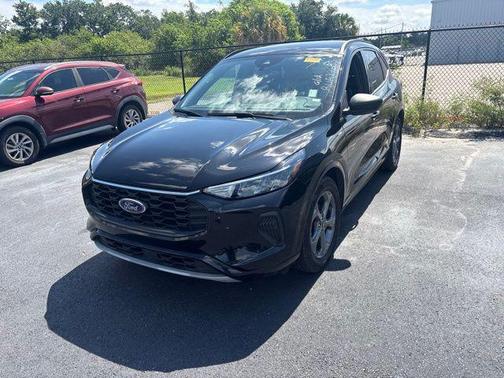 AGATE BLACK METALLIC 2024 Ford Escape ST-Line