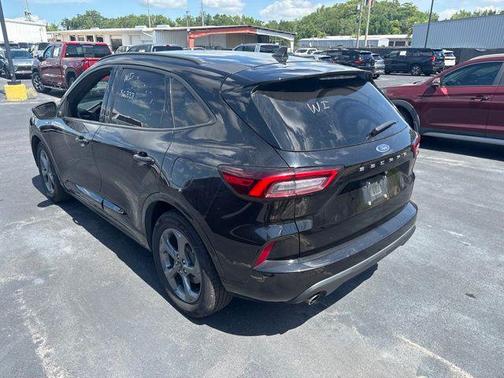 AGATE BLACK METALLIC 2024 Ford Escape ST-Line