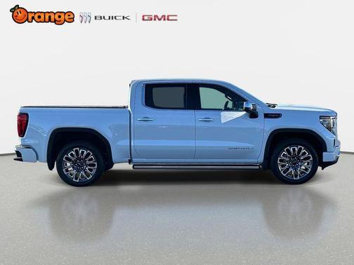 Glacier White Tricoat 2026 GMC Sierra 1500 Denali Ultimate