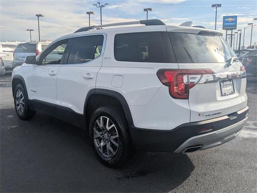 2023 GMC Acadia FWD SLT