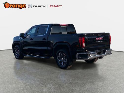 Onyx Black 2026 GMC Sierra 1500 SLE