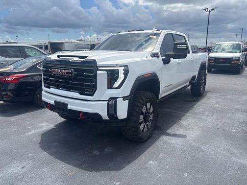 Summit White 2024 GMC Sierra 3500 AT4