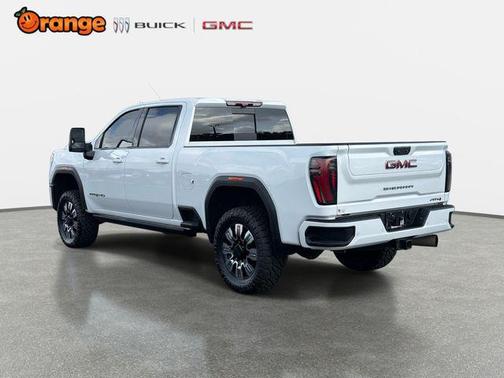 Summit White 2024 GMC Sierra 3500 AT4