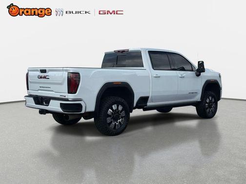 Summit White 2024 GMC Sierra 3500 AT4