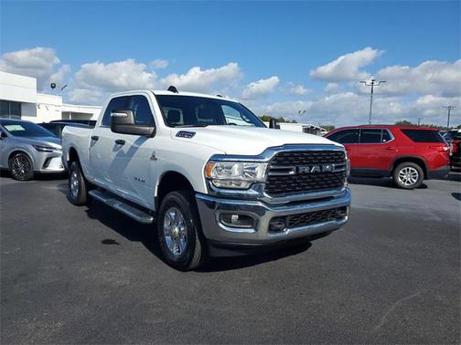 2024 RAM 2500 Big Horn Crew Cab 4x4 6'4' Box