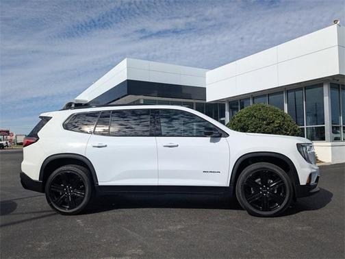 2026 GMC Acadia Elevation FWD