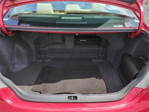 2012 Toyota Camry Hybrid XLE