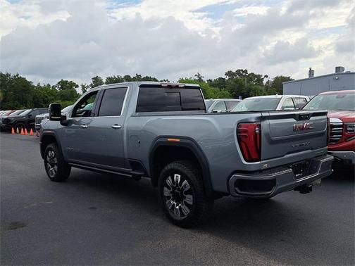 2024 GMC Sierra 2500 Denali