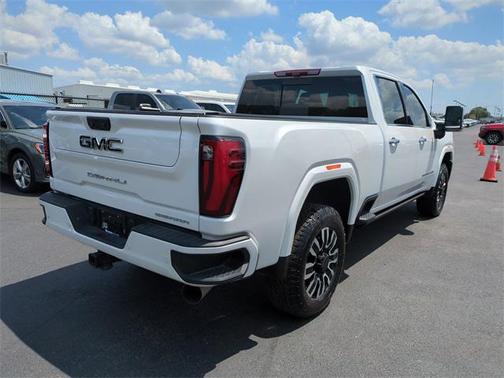 2024 GMC Sierra 2500 Denali