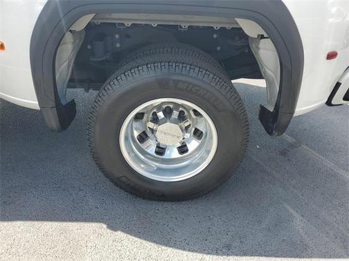 2024 GMC Sierra 3500 Denali