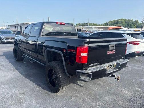 Onyx Black 2018 GMC Sierra 1500 SLE