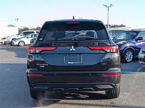 2023 Mitsubishi Outlander SE Black Edition 2WD