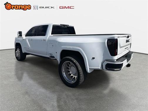 2023 GMC Sierra 3500 Denali