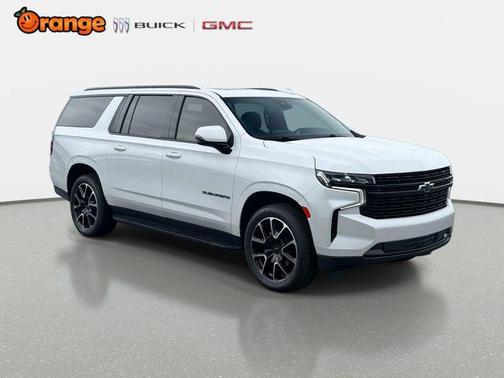 Iridescent Pearl Tricoat 2023 Chevrolet Suburban RST