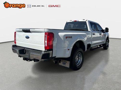 Oxford White 2025 Ford F-350 XL