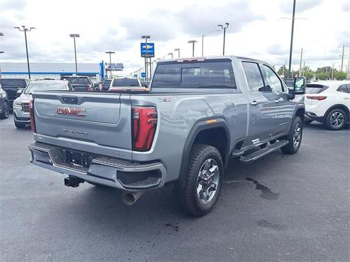 2025 GMC Sierra 2500 SLT