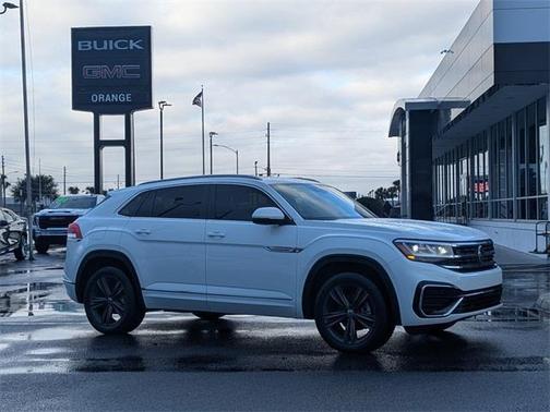 2022 Volkswagen Atlas Cross Sport 3.6L V6 SEL R-Line