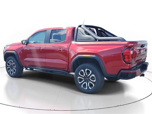2025 GMC Canyon Base