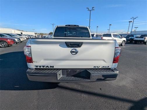 2019 Nissan Titan SV