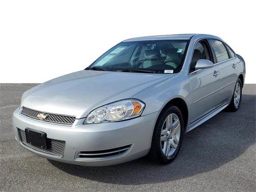 Photo 2 of 25 of 2015 Chevrolet Impala Limited LT
