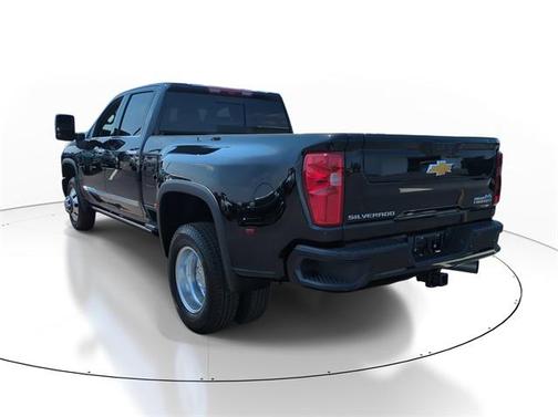 2025 Chevrolet Silverado 3500 High Country
