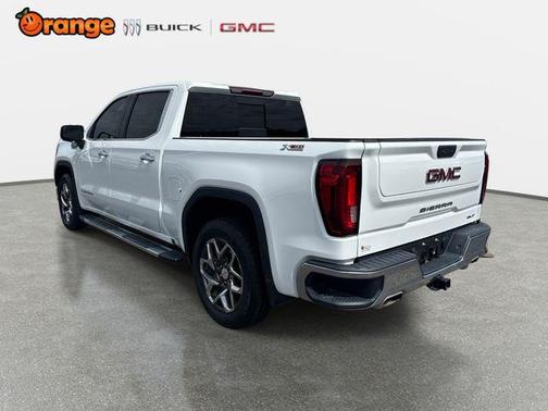 Summit White 2023 GMC Sierra 1500 SLT