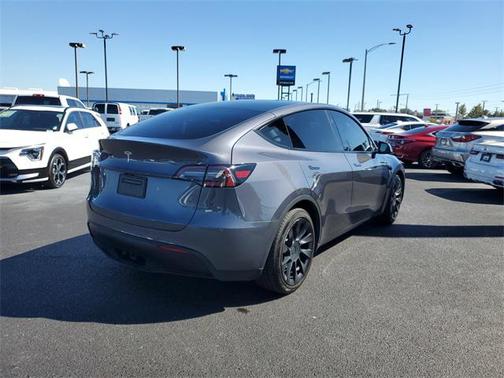 2023 Tesla Model Y Long Range Dual Motor All-Wheel Drive