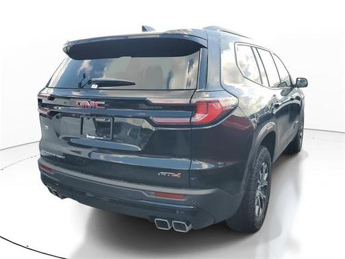 2025 GMC Acadia AWD AT4