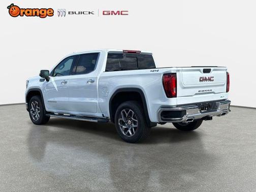 Glacier White Tricoat 2026 GMC Sierra 1500 SLT