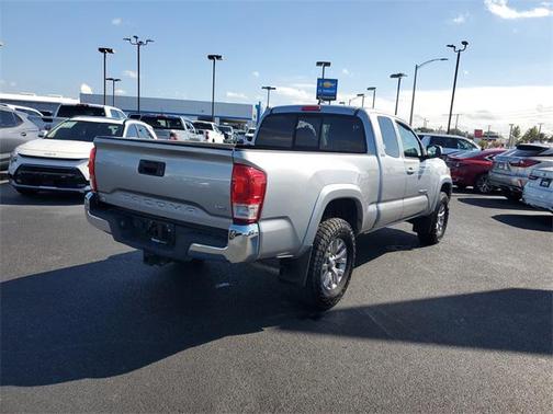 2017 Toyota Tacoma SR5