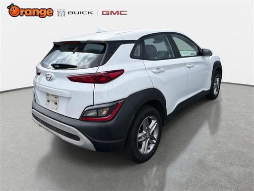 2022 Hyundai KONA SE