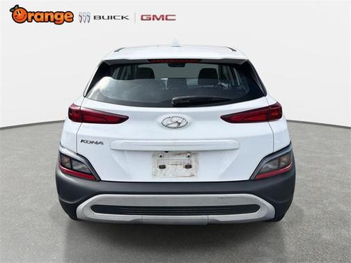 2022 Hyundai KONA SE