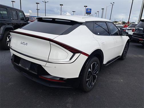 2022 Kia EV6 Wind