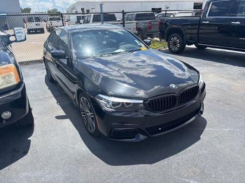 Black Sapphire Metallic 2018 BMW 530e iPerformance
