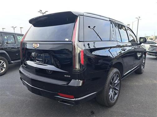 2023 Cadillac Escalade Sport
