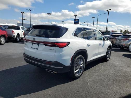 2025 Buick Enclave Preferred FWD