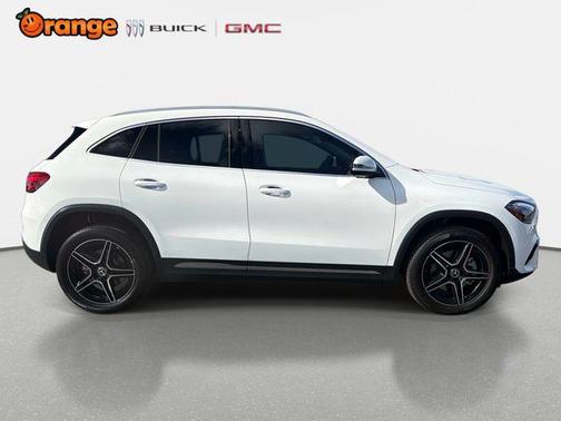 Polar White 2026 Mercedes-Benz GLA 250 4MATIC