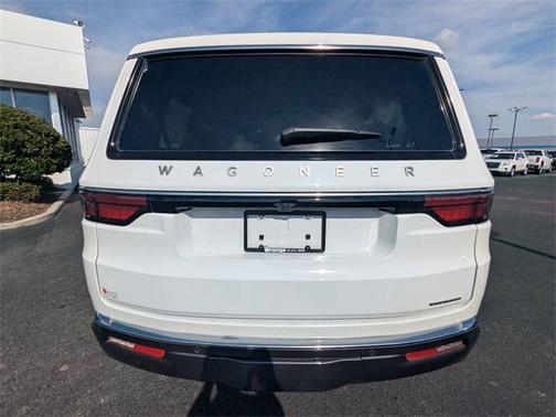 2022 Jeep Wagoneer Series II 4x2