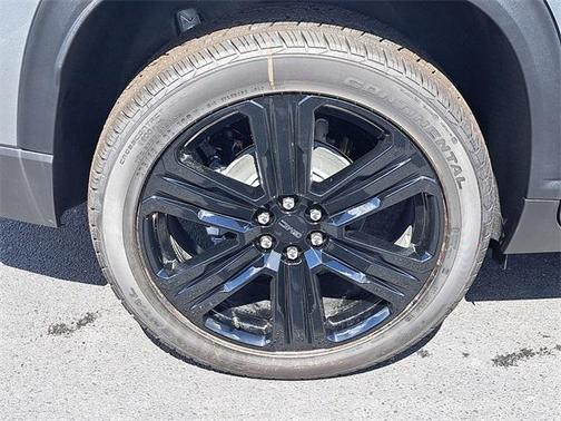 2025 GMC Acadia FWD Elevation
