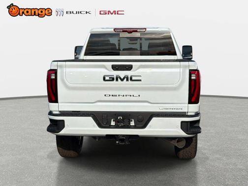 Glacier White Tricoat 2026 GMC Sierra 2500 Denali Ultimate