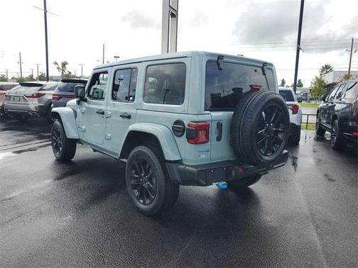2024 Jeep Wrangler 4xe Sahara