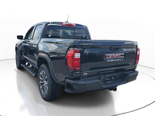 2025 GMC Canyon Denali