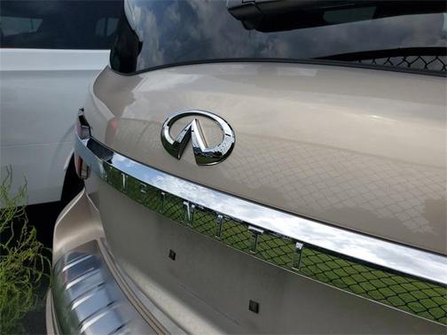 2018 INFINITI QX80 Base