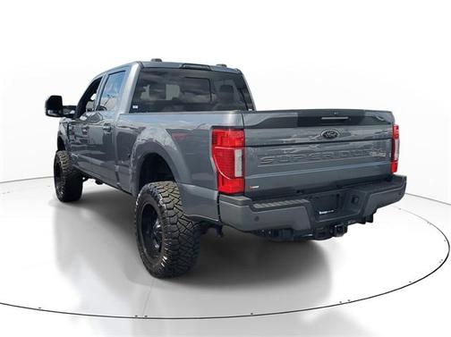 2022 Ford F-350 Lariat