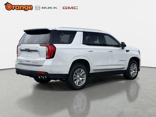 White Frost Tricoat 2023 GMC Yukon Denali