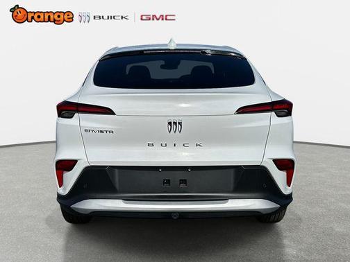Summit White 2026 Buick Envista Preferred FWD