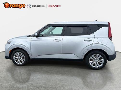 Sparkling Silver 2020 Kia Soul LX