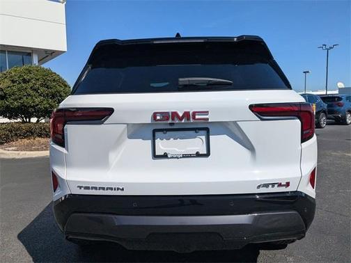 2026 GMC Terrain AWD AT4