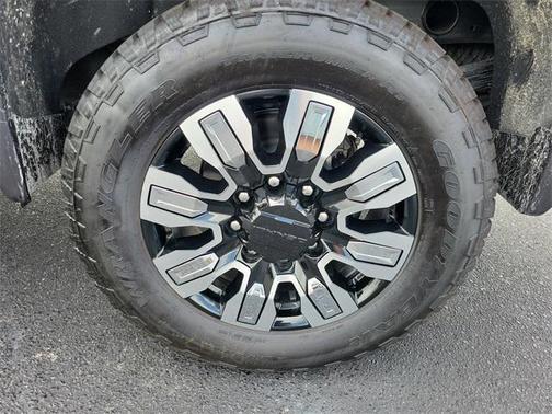 2025 GMC Sierra 2500 Denali