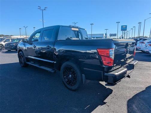 2019 Nissan Titan SV